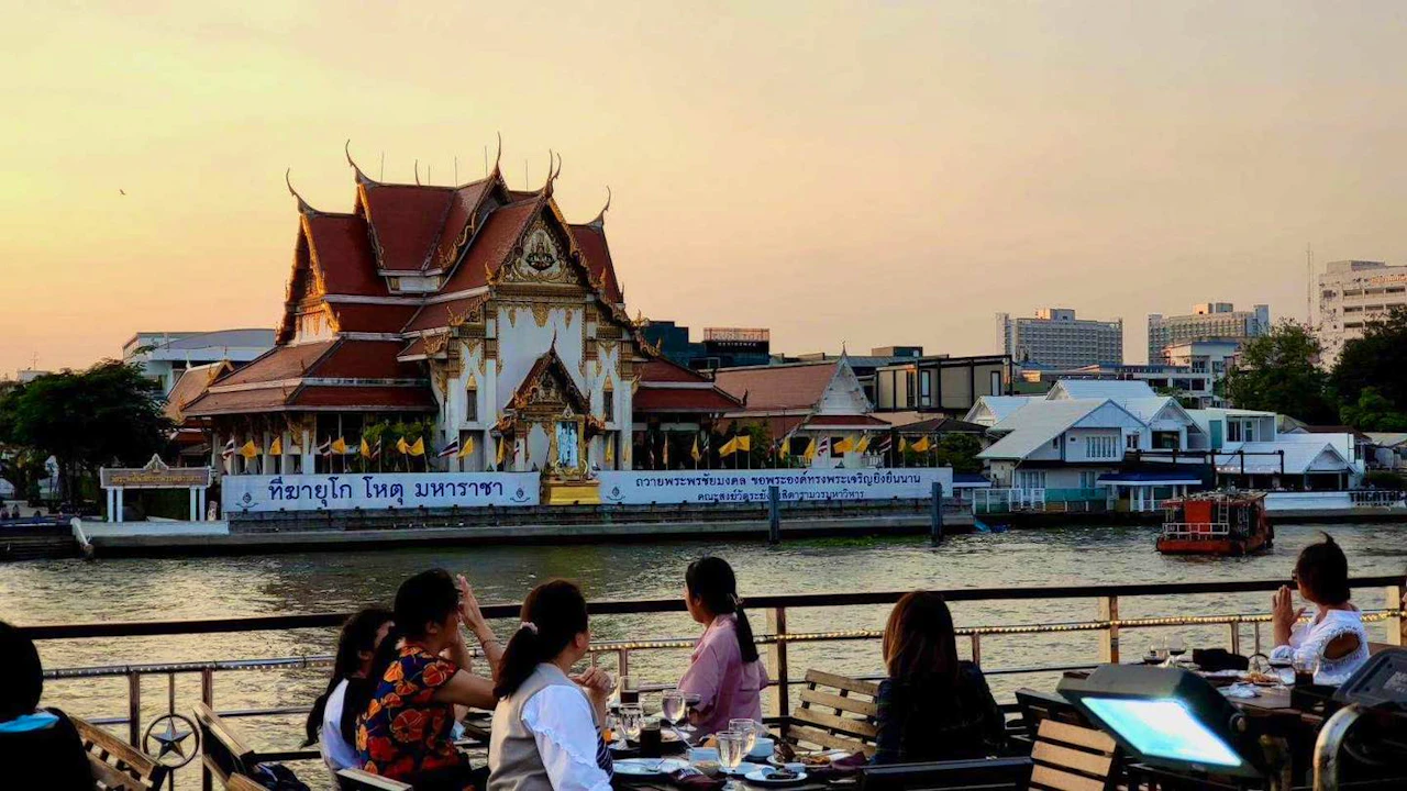 Chao Phraya White Orchid Cruise Ticket